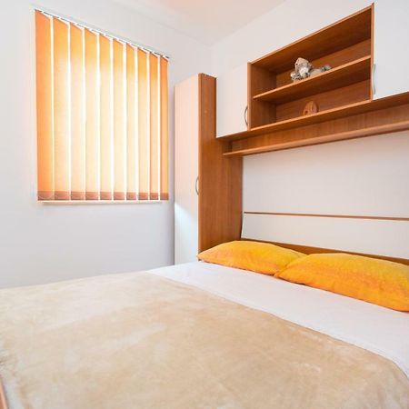 Adria Punat Apartments Ngoại thất bức ảnh