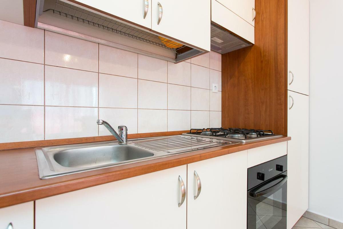 Adria Punat Apartments Ngoại thất bức ảnh