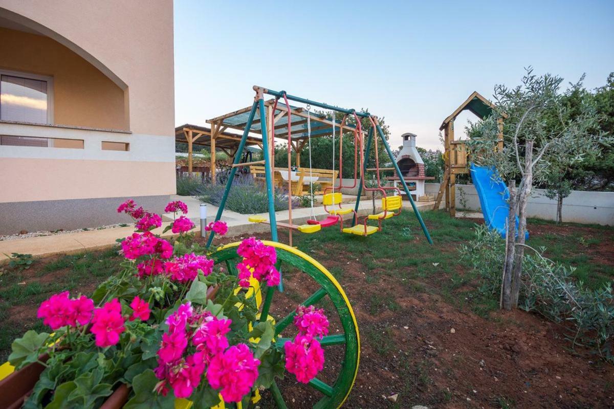Adria Punat Apartments Ngoại thất bức ảnh