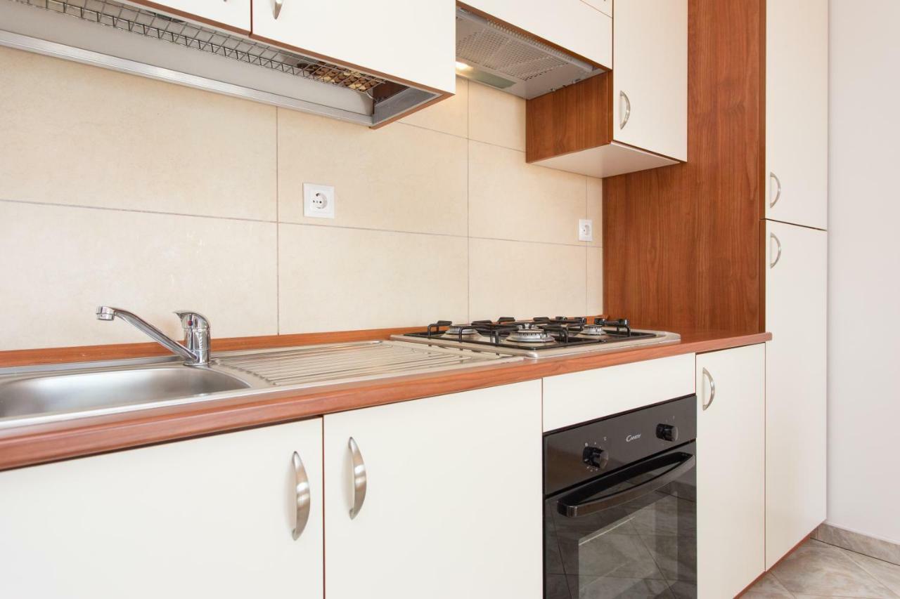 Adria Punat Apartments Ngoại thất bức ảnh